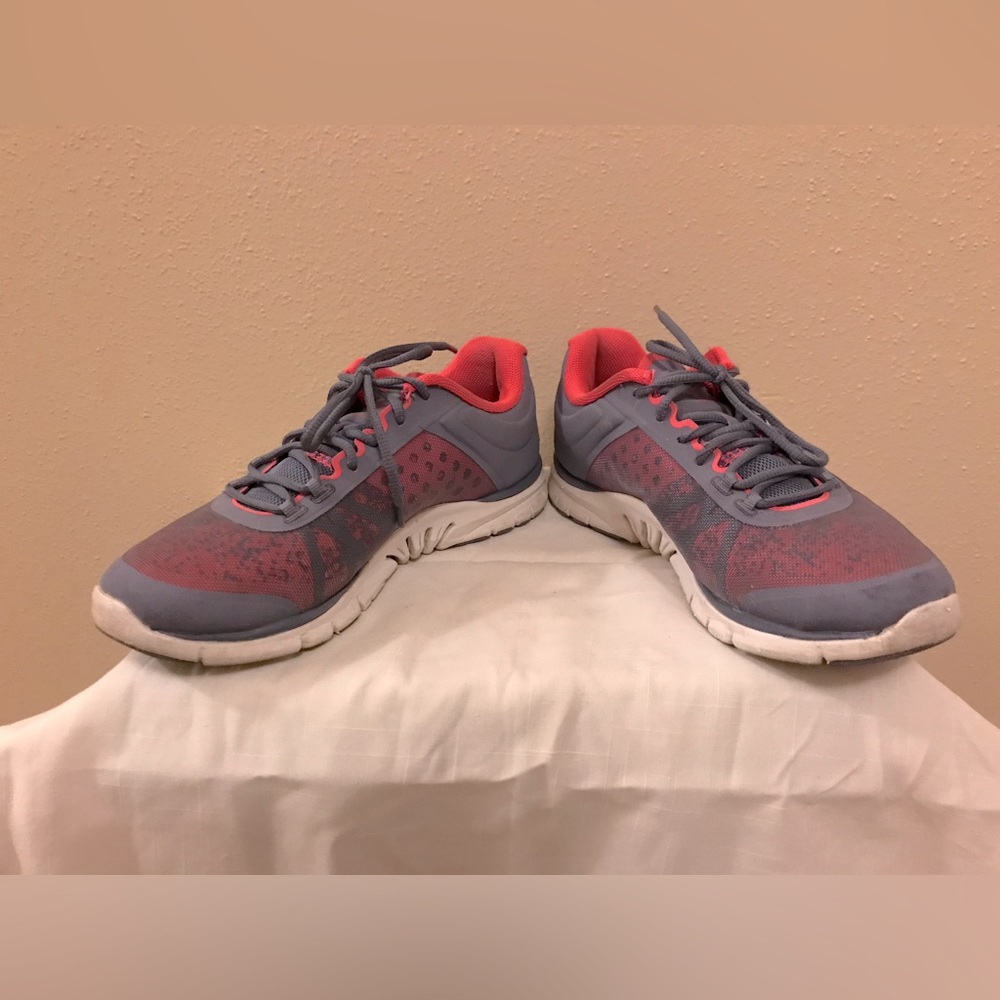 Ryka ⏺💗walking shoes